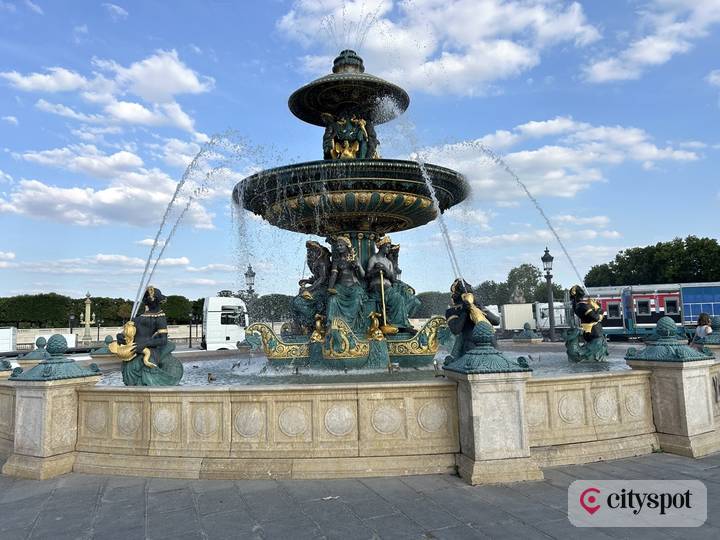 Brunnen auf der Place de la Concorde